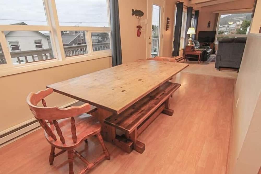 Photo of Kitchen in Roads End