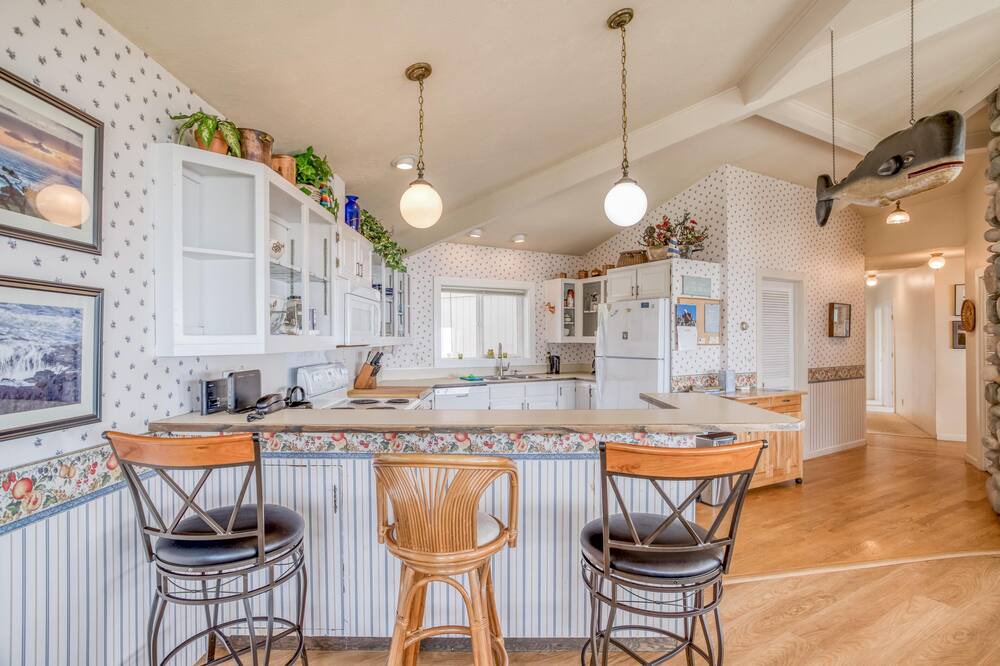 Photo of Kitchen in Yachats
