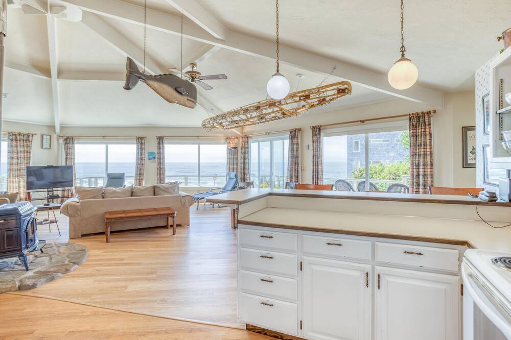 Photo of Kitchen in Yachats