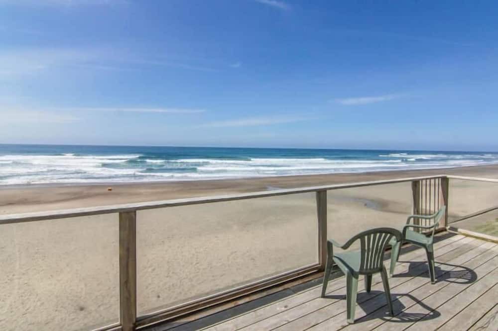 Photo of Patio Balcony in Nelscott