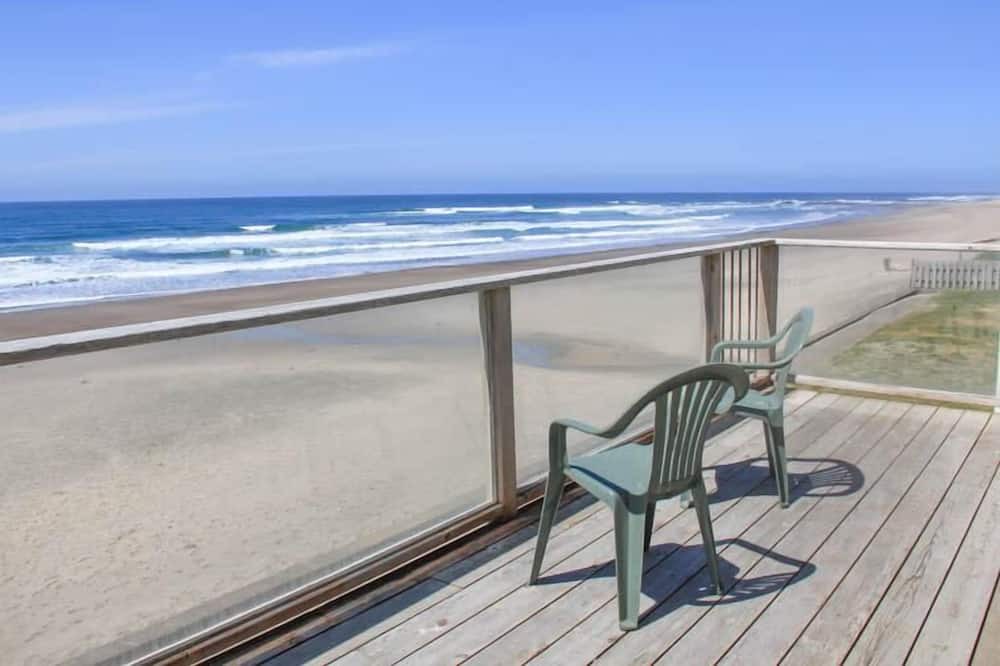 Photo of Patio Balcony in Nelscott