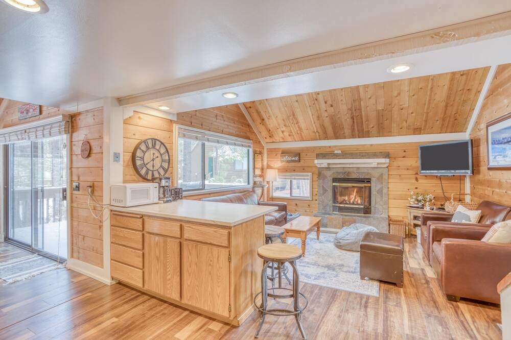 Photo of Livingroom in Overlook Park