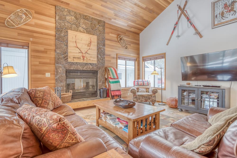 Photo of Livingroom in Deer Park