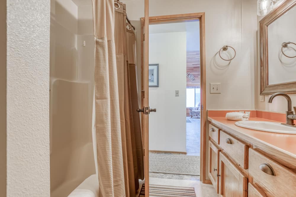 Photo of Bathroom in Deer Park