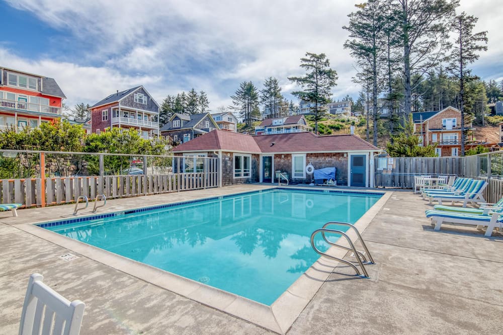 Photo of Outdoor in Olivia Beach