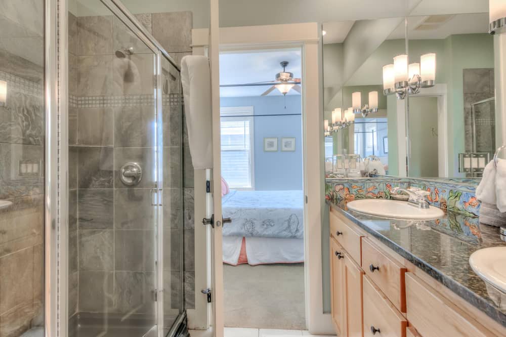 Photo of Bathroom in Olivia Beach