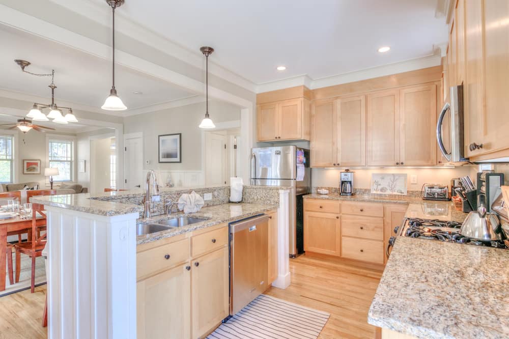Photo of Kitchen in Olivia Beach