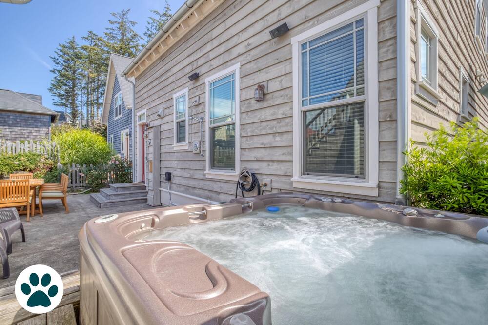 Photo of Others in Olivia Beach