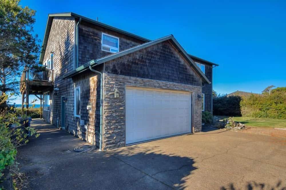 Photo of Outdoor in Seal Rock