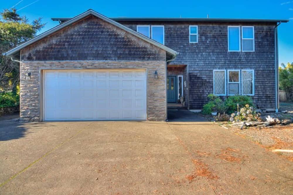 Photo of Outdoor in Seal Rock