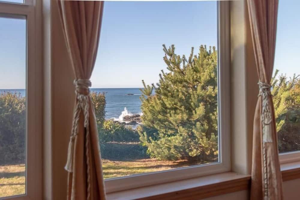 Photo of Bedroom in Seal Rock