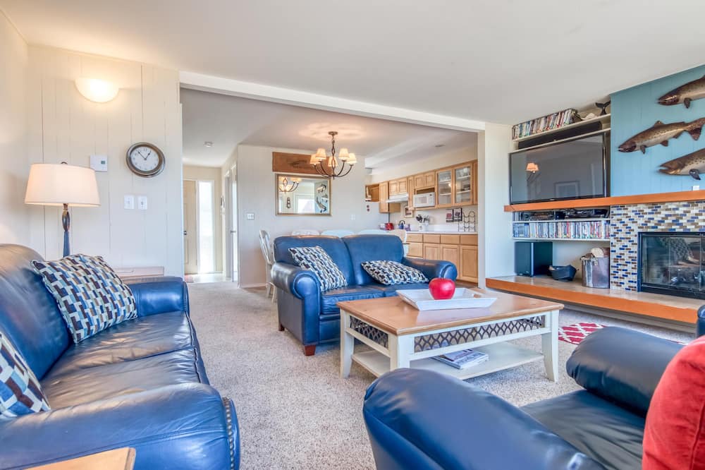 Photo of Livingroom in Neskowin