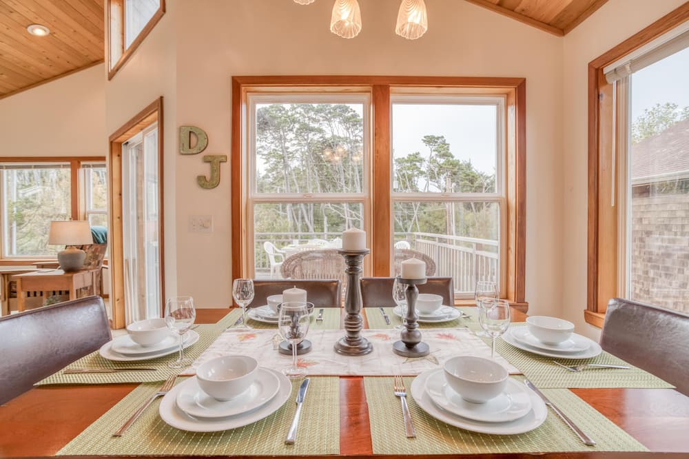 Photo of Kitchen in Manzanita