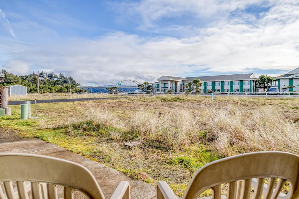 Photo of Outdoor in Bayshore