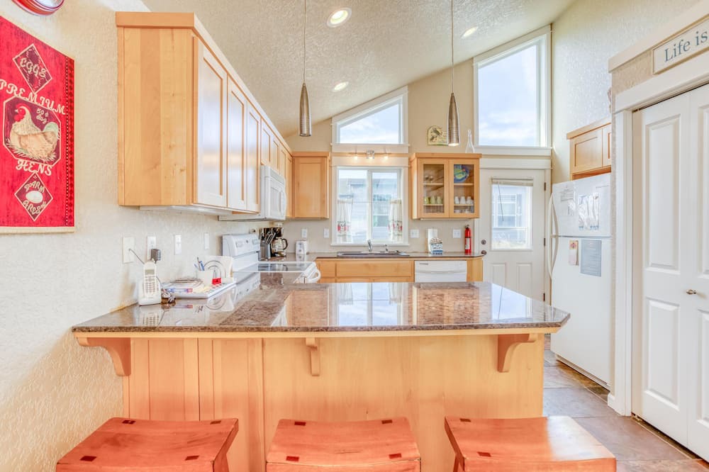 Photo of Kitchen in Bayshore