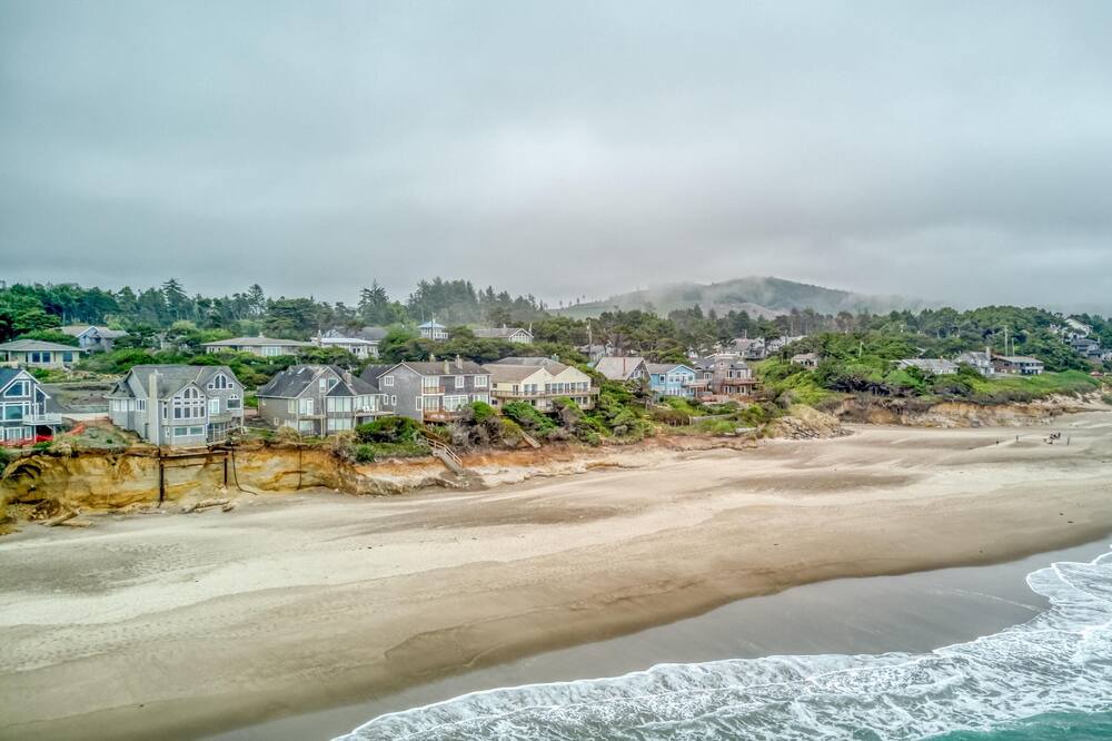Photo of Others in Lincoln Beach