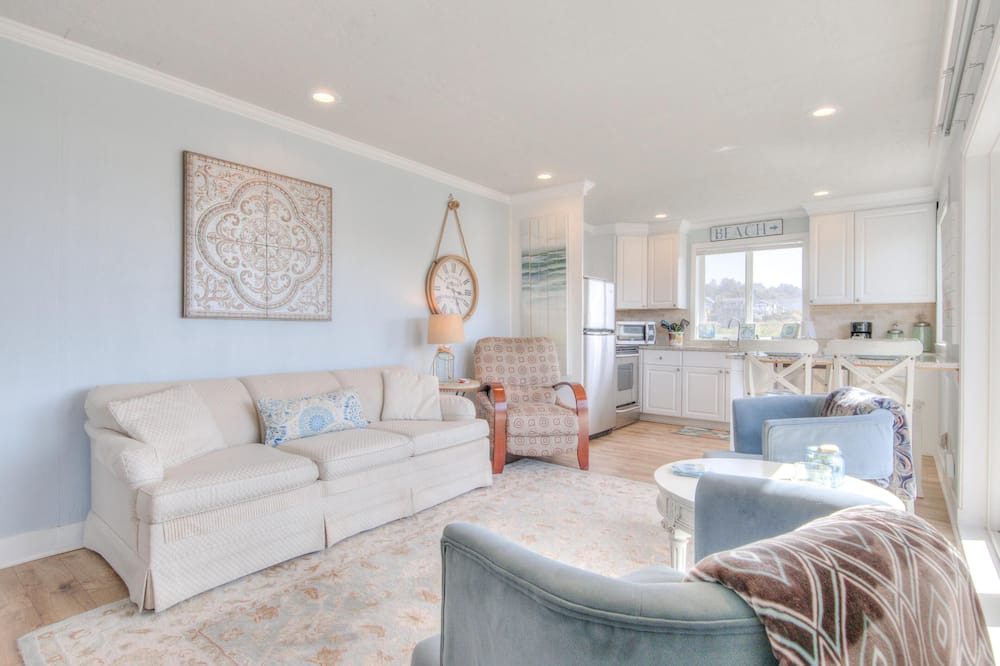 Photo of Livingroom in Roads End