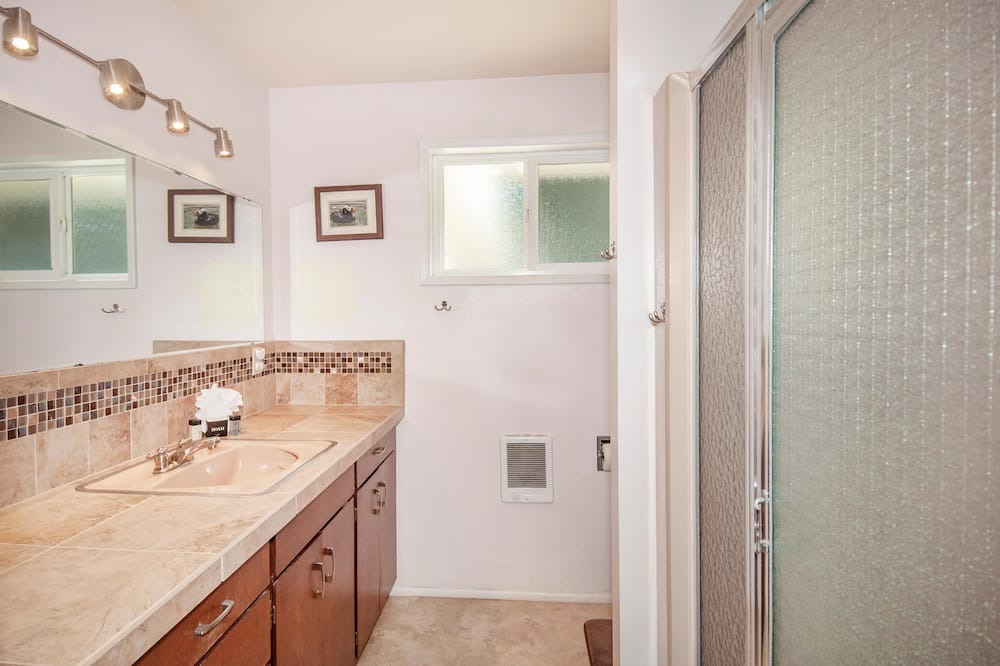 Photo of Bathroom in South Beach