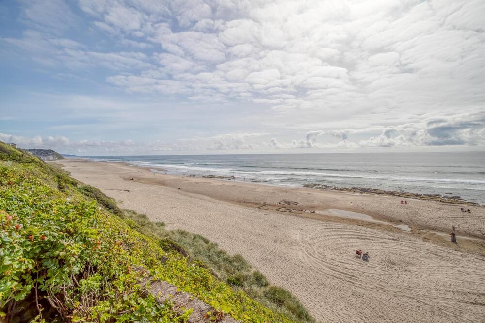 Photo of Others in Lincoln City