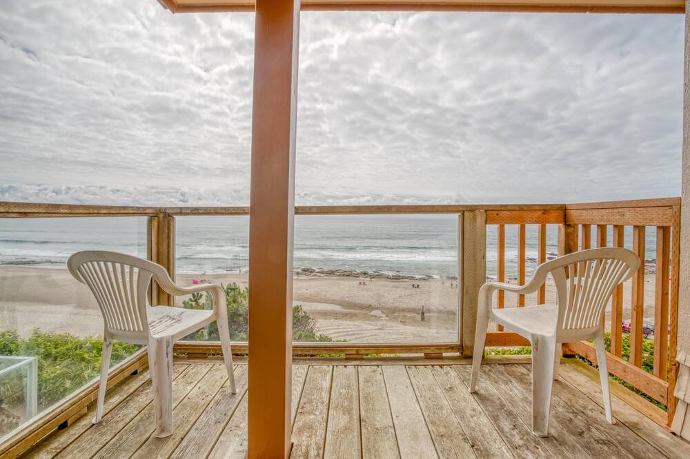 Photo of Patio Balcony in Lincoln City