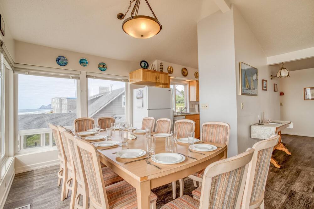Photo of Kitchen in Lincoln City