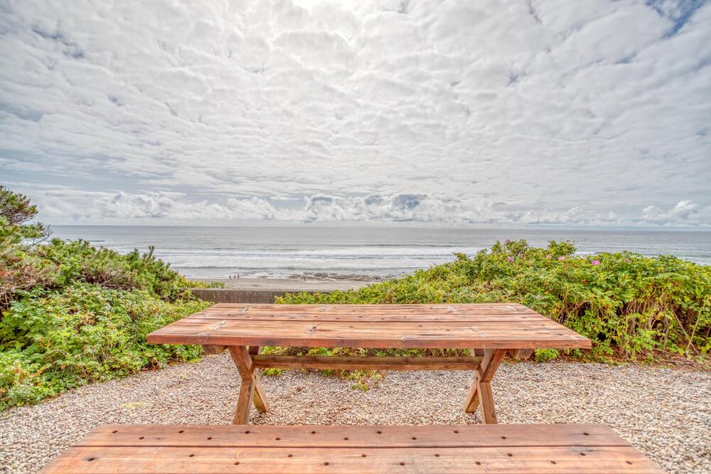 Photo of Outdoor in Lincoln City