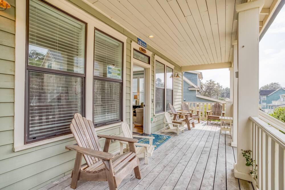 Photo of Patio Balcony in Olivia Beach