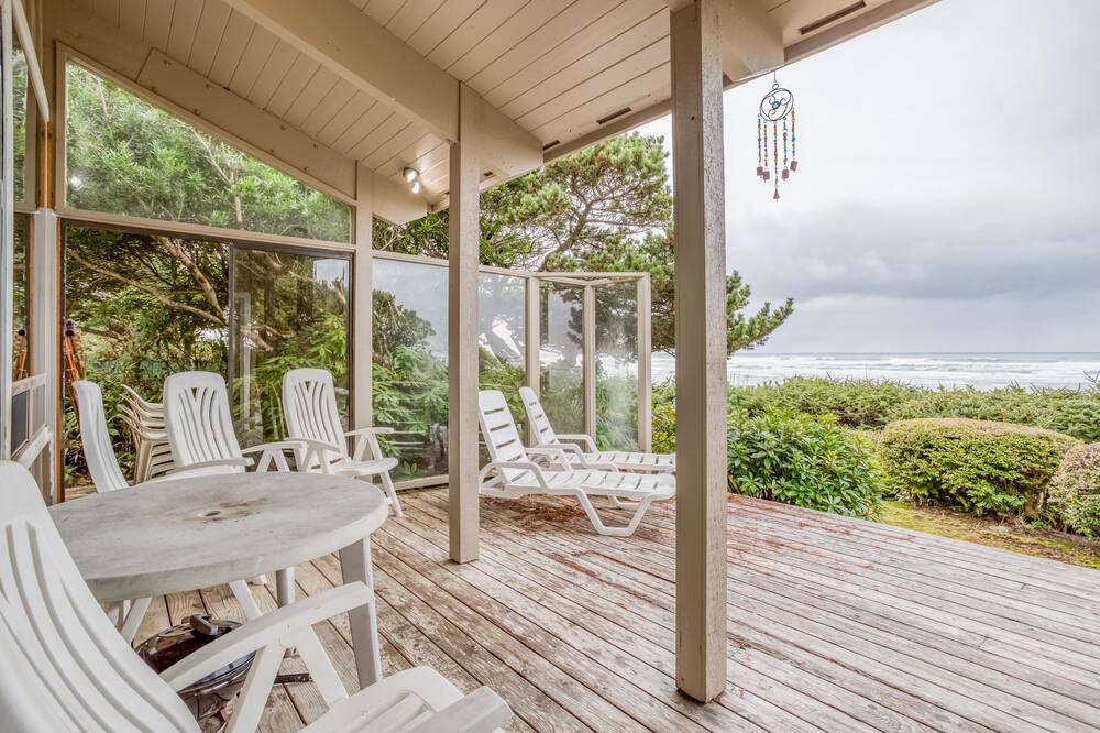 Photo of Patio Balcony in Seal Rock