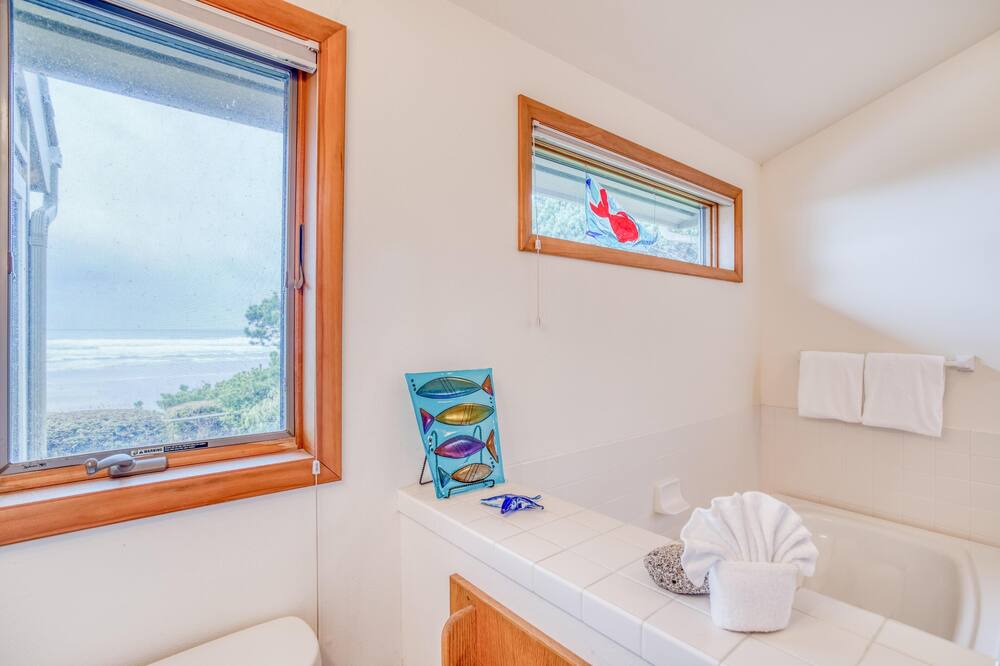 Photo of Bedroom in Seal Rock