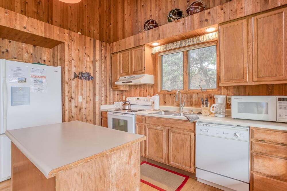 Photo of Kitchen in Seal Rock