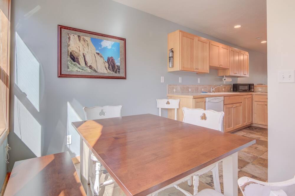 Photo of Kitchen in Shorepine Village