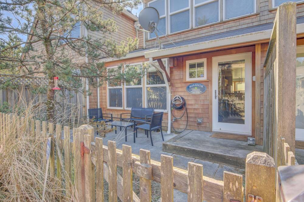 Photo of Patio Balcony in Shorepine Village