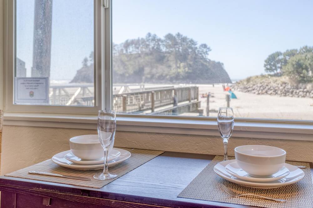 Photo of Bedroom in Neskowin