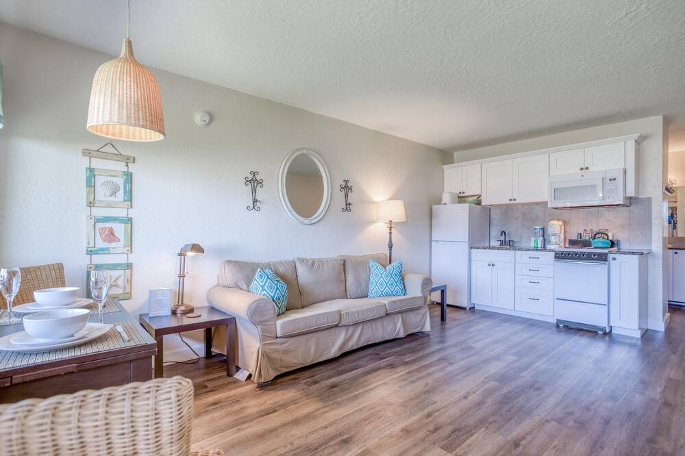 Photo of Livingroom in Neskowin