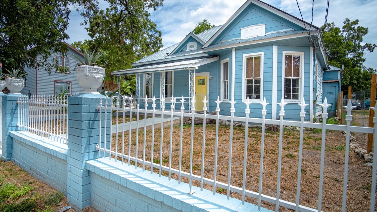 Photo of Outdoor in Five Points