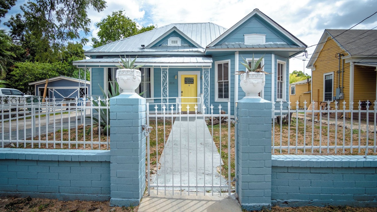 Photo of Outdoor in Five Points