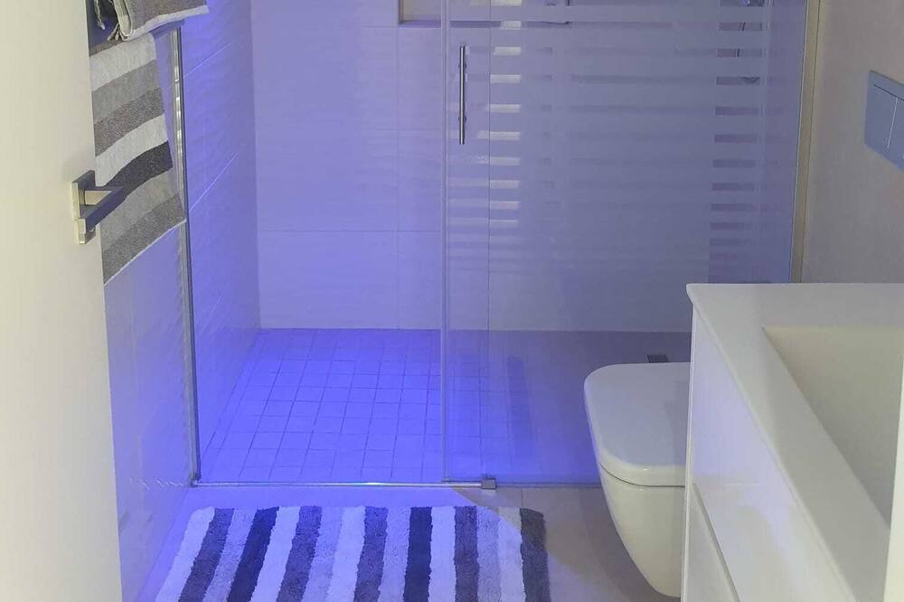 Photo of Bathroom in Benijofar