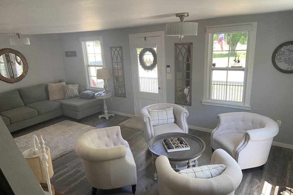 Photo of Livingroom in Hunt