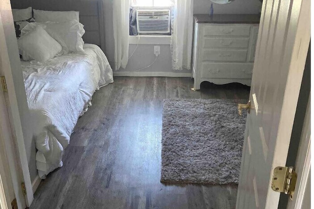 Photo of Bedroom in Hunt