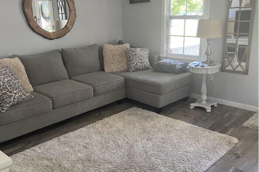 Photo of Livingroom in Hunt