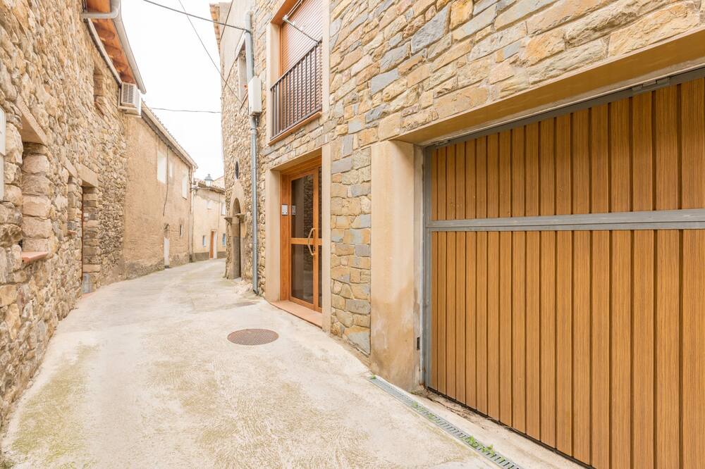Photo of Outdoor in Llimiana