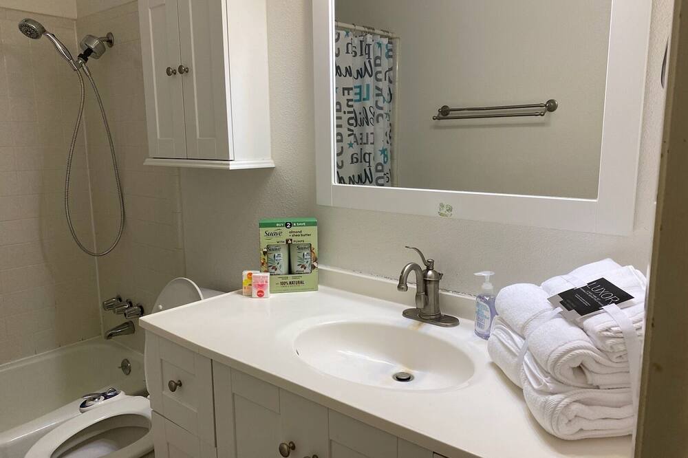 Photo of Bathroom in Bee Cave Woods