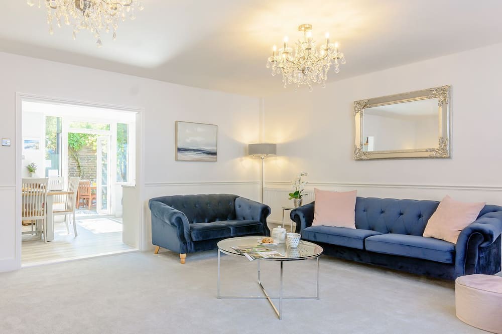 Photo of Livingroom in Rye