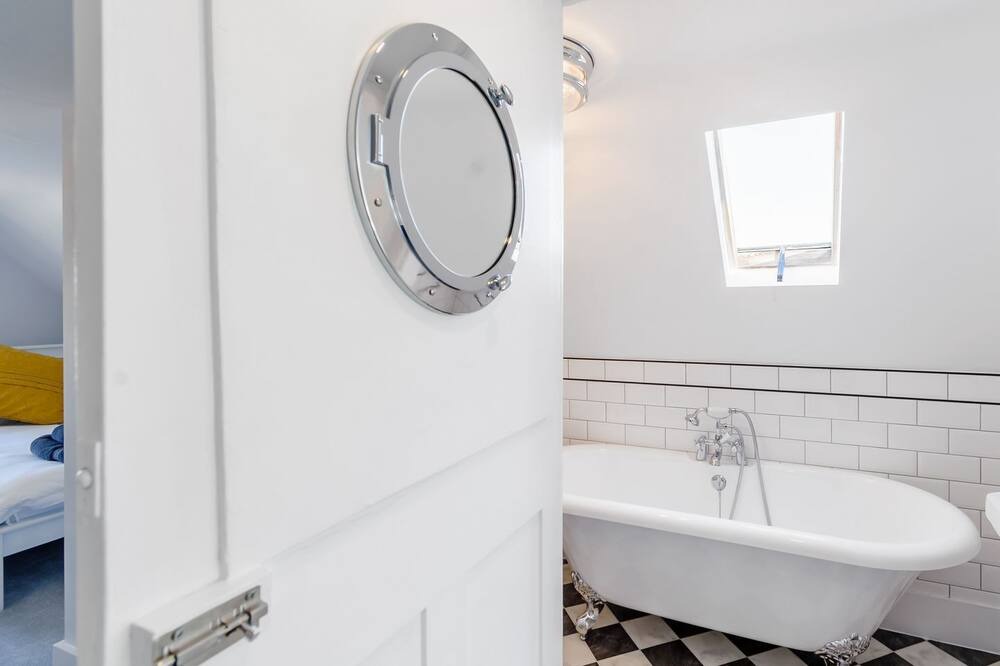 Photo of Bathroom in Rye