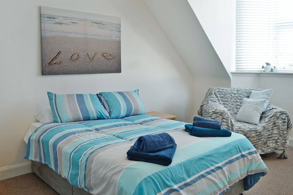 Photo of Others in Girvan