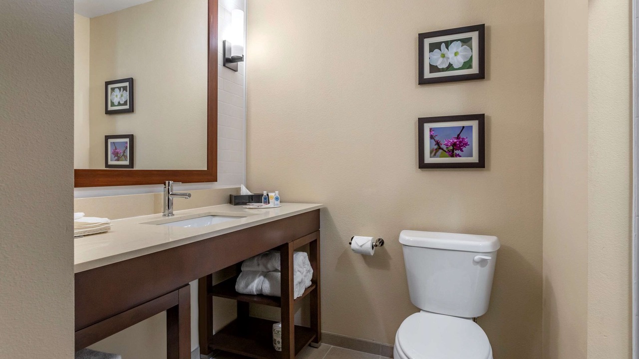 Photo of Bedroom in Waller