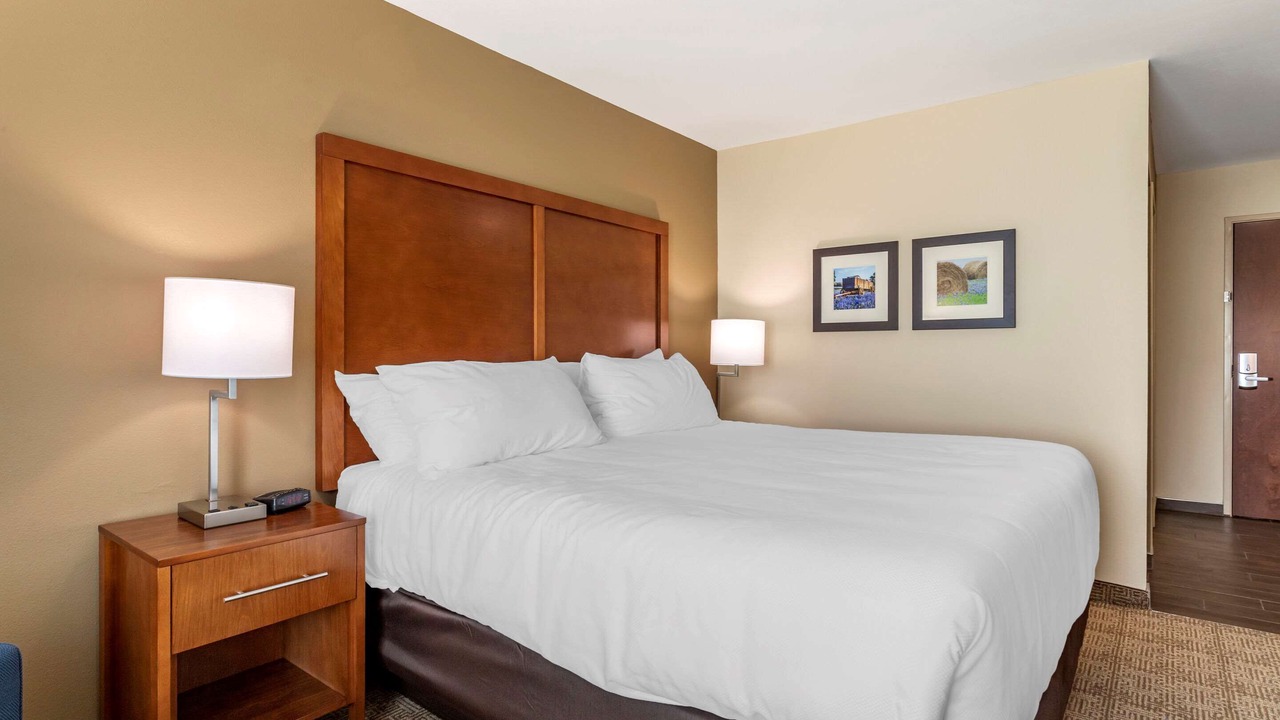 Photo of Bedroom in Waller