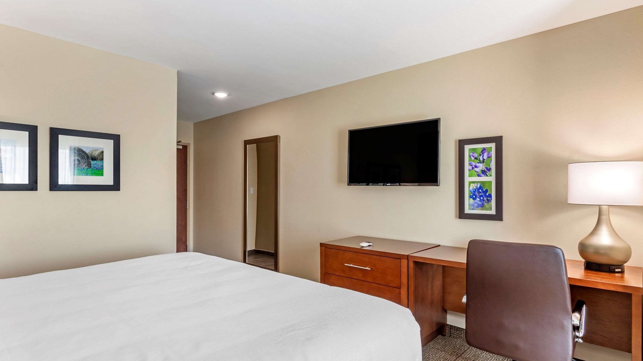Photo of Bedroom in Waller