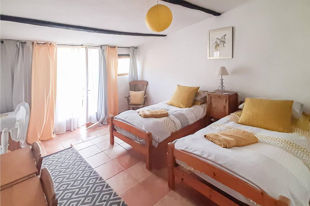 Photo of Bedroom in Saint-Hilaire-de-Voust