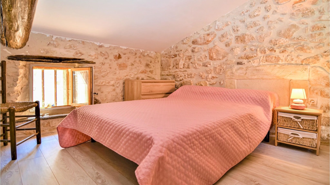 Photo of Bedroom in Goudargues